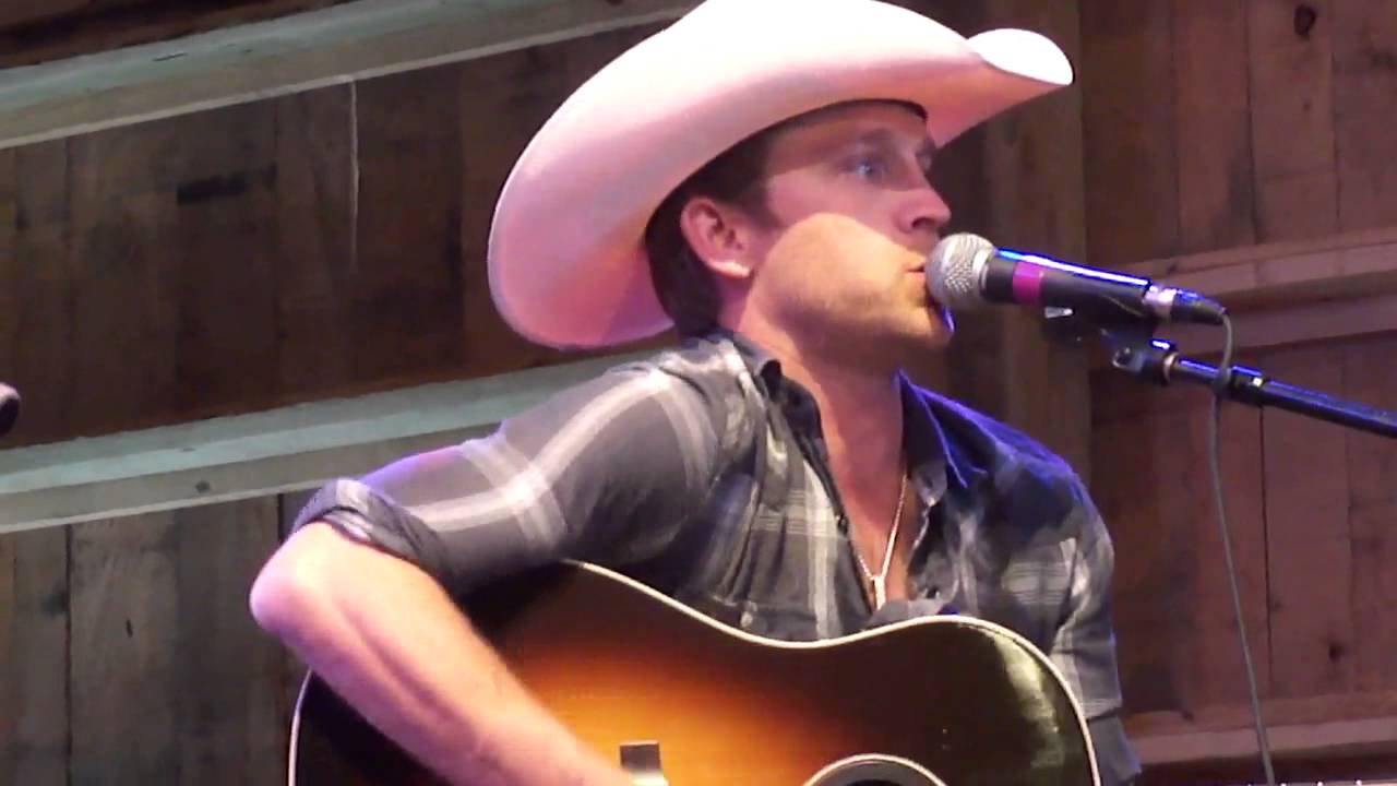 Justin Moore